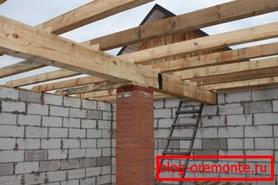 Installation of floor beams