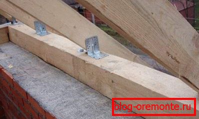 fastening of rafter legs to the mauerlat