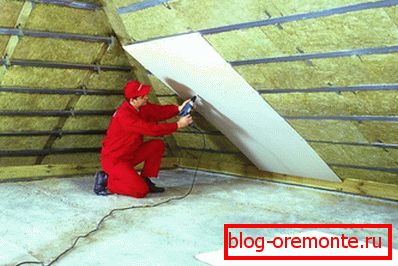 Attic wall plasterboard plasterboard