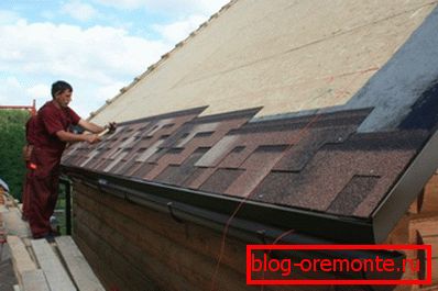 Mounting the shingle