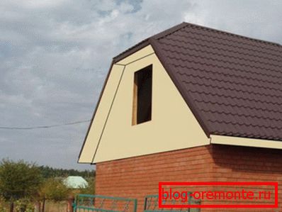 Trapezoid gable wall