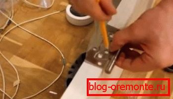 Marking loop attachment points on the canvas