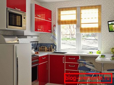 Custom furniture arrangement in a small kitchen