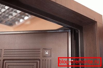 It looks like the entrance door sealed