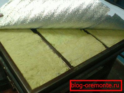 Door insulation