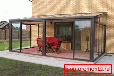 Hosted veranda