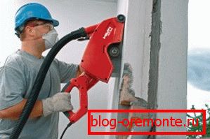 Diamond cutting of concrete.