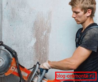 Diamond wheels provide efficient cutting of concrete. Diamond wheels provide efficient cutting of concrete.