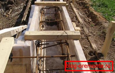 Reinforcement using special clamps and steel wire Reinforcement using special clamps and steel wire