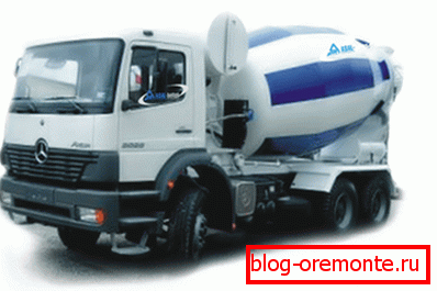 Concrete delivery vehicle