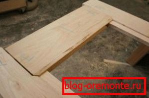 Assemble the side panels of the canvas
