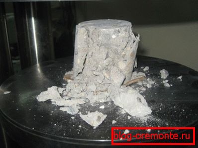 Concrete cylinder destroyed by the press Concrete cylinder destroyed by the press