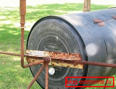 Concrete mixer from the barrel do it yourself with a manual drive Concrete mixer from the barrel do it yourself with a manual drive