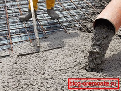 The heavy weight of the concrete causes an additional load on the base and load-bearing elements.