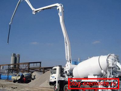 Four Axis Model with Pump and Mixer Four Axis Model with Pump and Mixer