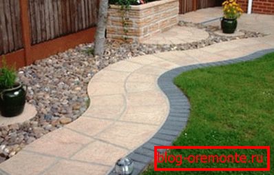 Concrete decorative track Concrete decorative track
