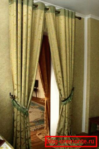 Decorative curtain on the doorway
