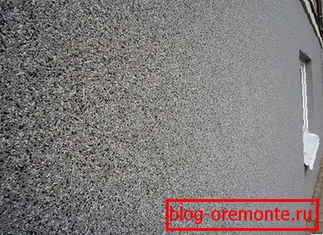 Decorative plaster with marble crumb