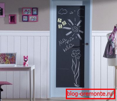 Blackboard style decoupage door Blackboard style decoupage door