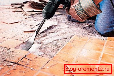Dismantling old tiles