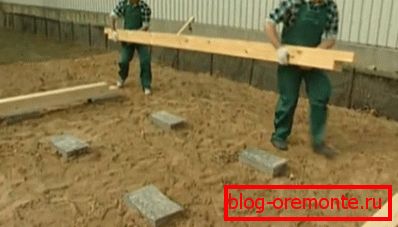 Length of a bar is from 4 meters Length of a bar is from 4 meters