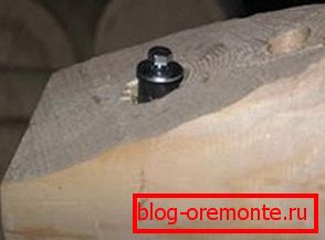 For fastening the first row of timber to the metal base is best to use bolted connections For fastening the first row of timber to the metal base is best to use bolted connections