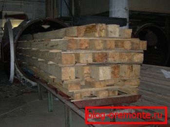For drying wood, special furnaces are used that combine vacuum generation and heating. For drying wood, special furnaces are used that combine vacuum generation and heating.