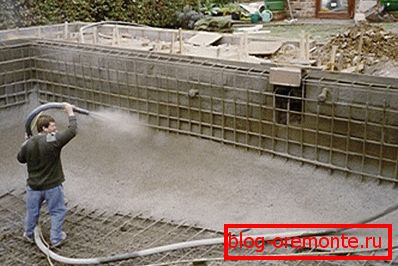 To fill the pool bowl need a waterproof composition To fill the pool bowl need a waterproof composition