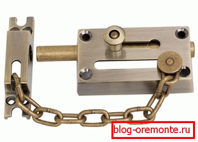 Extra security: chain lock Extra security: chain lock