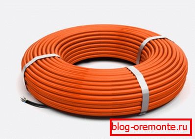 Quite often for this type of work they use a KDBS cable, which has a high cost, but it has good flexibility and it tolerates minor voltage drops well. Quite often for this type of work they use a KDBS cable, which has a high cost, but it has good flexibility and it tolerates minor voltage drops well.