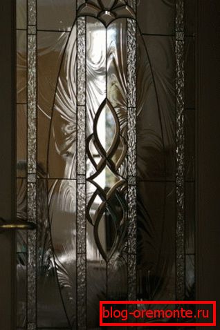Doors with Tiffany glass