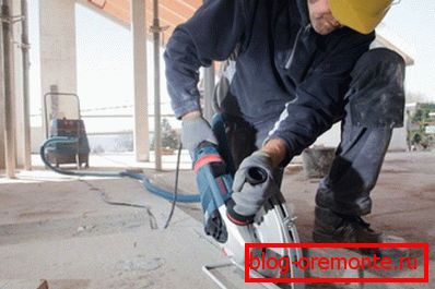Tool movements should be smooth and slow. Tool movements should be smooth and slow.