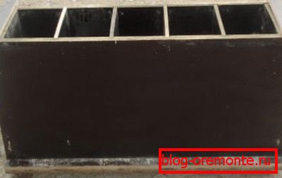The form of laminated plywood. The form of laminated plywood.