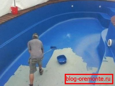 The formation of the rubber layer in the pool. The formation of the rubber layer in the pool.