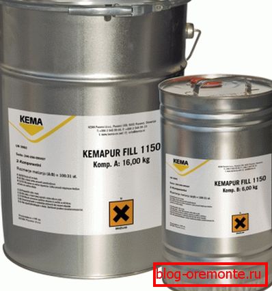 Photo of containers with polyurethane resin for injection into concrete Photo of containers with polyurethane resin for injection into concrete