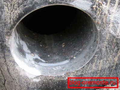 The photo allows you to assess the quality of the edges when working with a diamond crown. The photo allows you to assess the quality of the edges when working with a diamond crown.