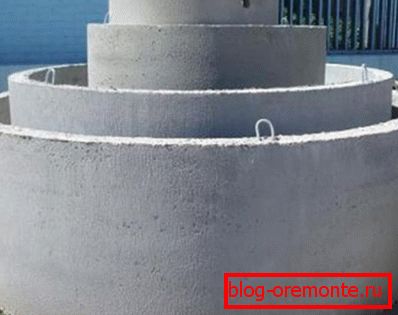 Photos of reinforced concrete rings. Photos of reinforced concrete rings.