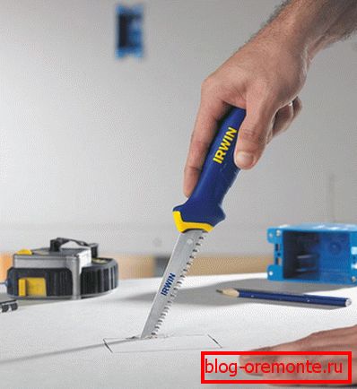 Drywall is easy to cut. Drywall is easy to cut.