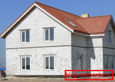 The finished structure, even with high-quality masonry, should be additionally protected from moisture. The finished structure, even with high-quality masonry, should be additionally protected from moisture.