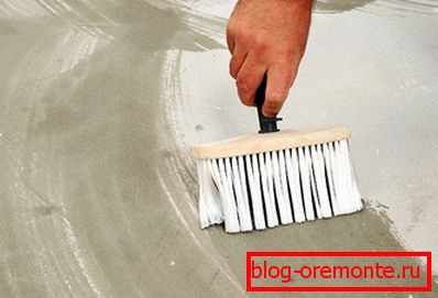 Floor primer