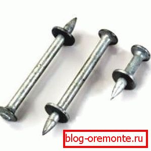 Concrete nails with centering disc Concrete nails with centering disc