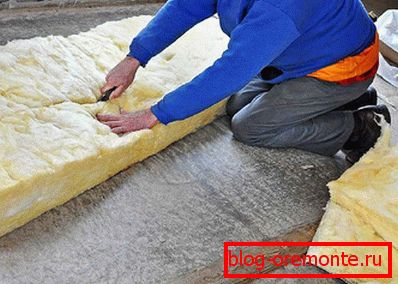 Artificial insulation