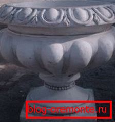 Even decorative elements can be made from a gypsum-based composition. Even decorative elements can be made from a gypsum-based composition.