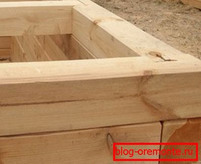 The manufacture of log houses involves the creation of special joints and seals between the crowns, which sometimes takes a lot of time. The manufacture of log houses involves the creation of special joints and seals between the crowns, which sometimes takes a lot of time.
