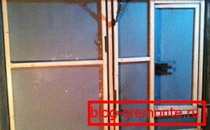 An example of making edging with wooden beams An example of making edging with wooden beams