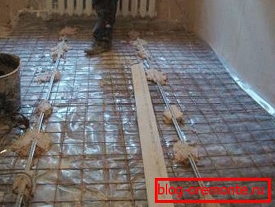 Frame and lighthouses on top of the reinforcement mesh Frame and lighthouses on top of the reinforcement mesh