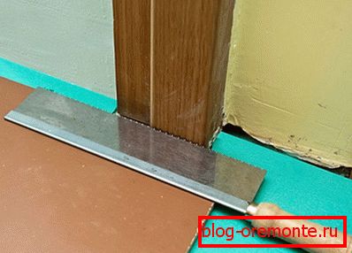 We put the laminate in the doorway