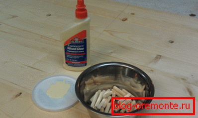 Glue and chopik for gluing Glue and chopik for gluing