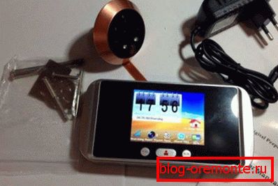 Completeness of a peephole with a video camera Completeness of a peephole with a video camera