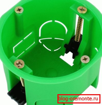 Box under the outlet in the concrete and determines what should be the diameter of the crown Box under the outlet in the concrete and determines what should be the diameter of the crown